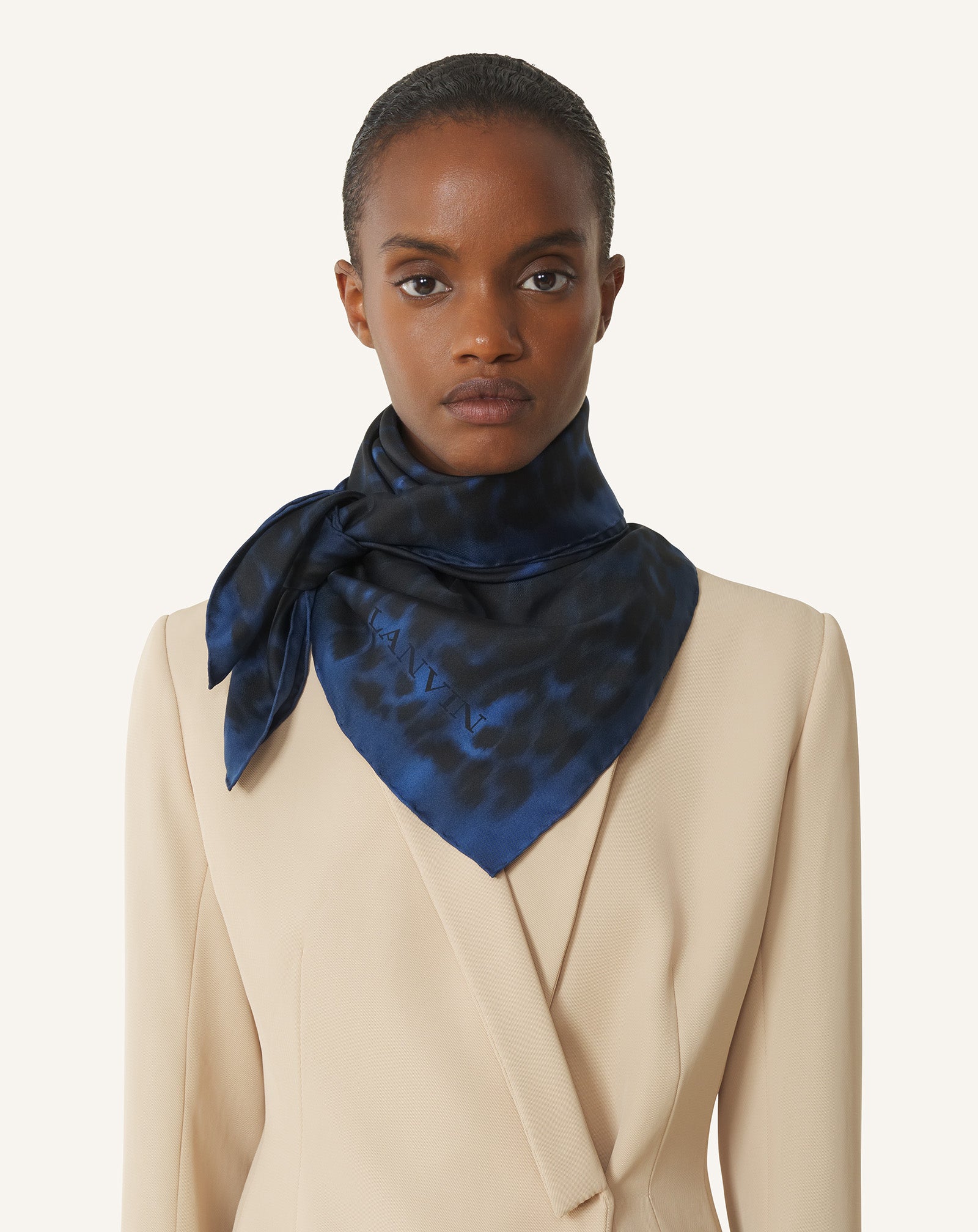LEOPARD PRINT SILK SCARF - Image 2