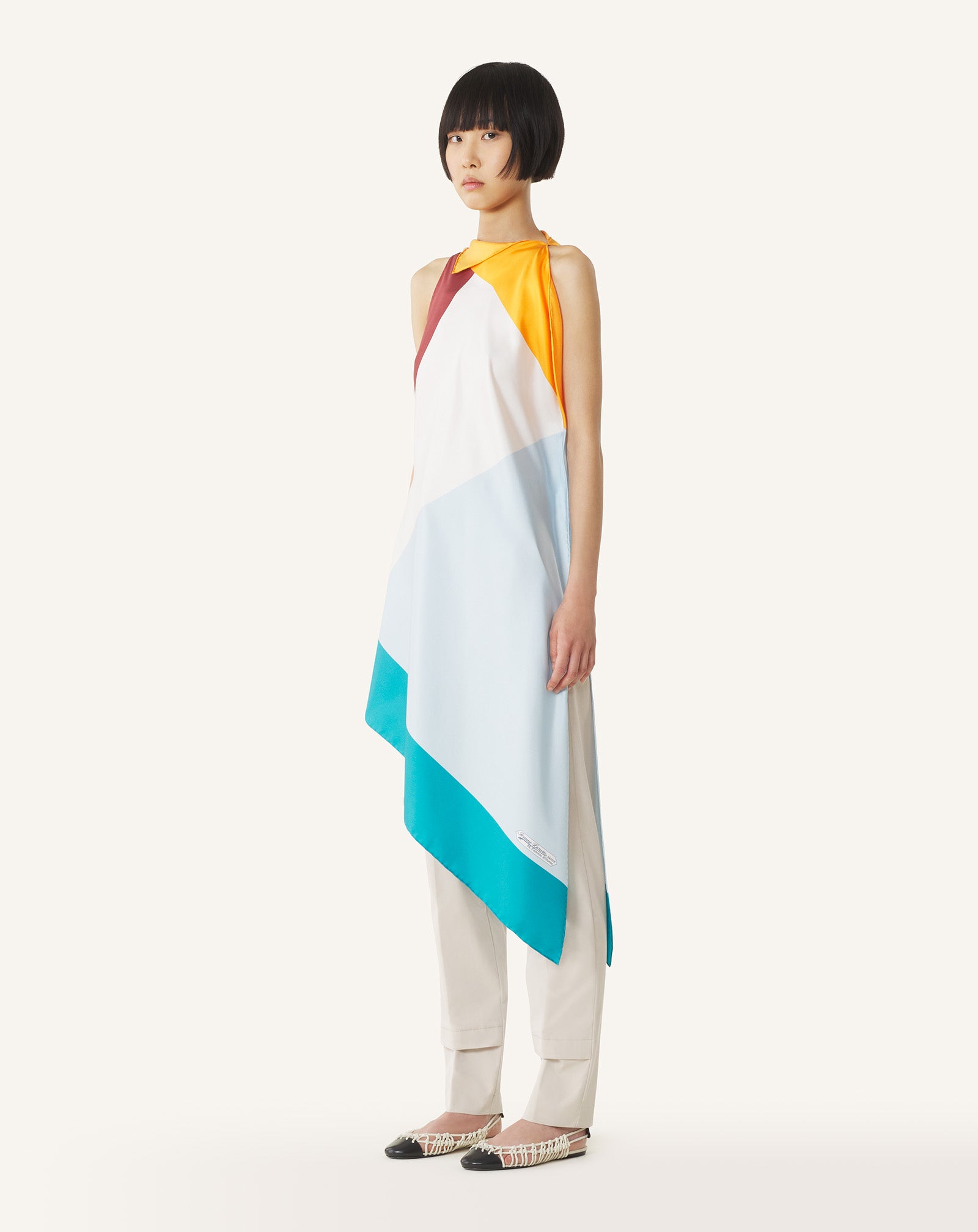 GRAPHIC PRINT SILK TOP - Image 3