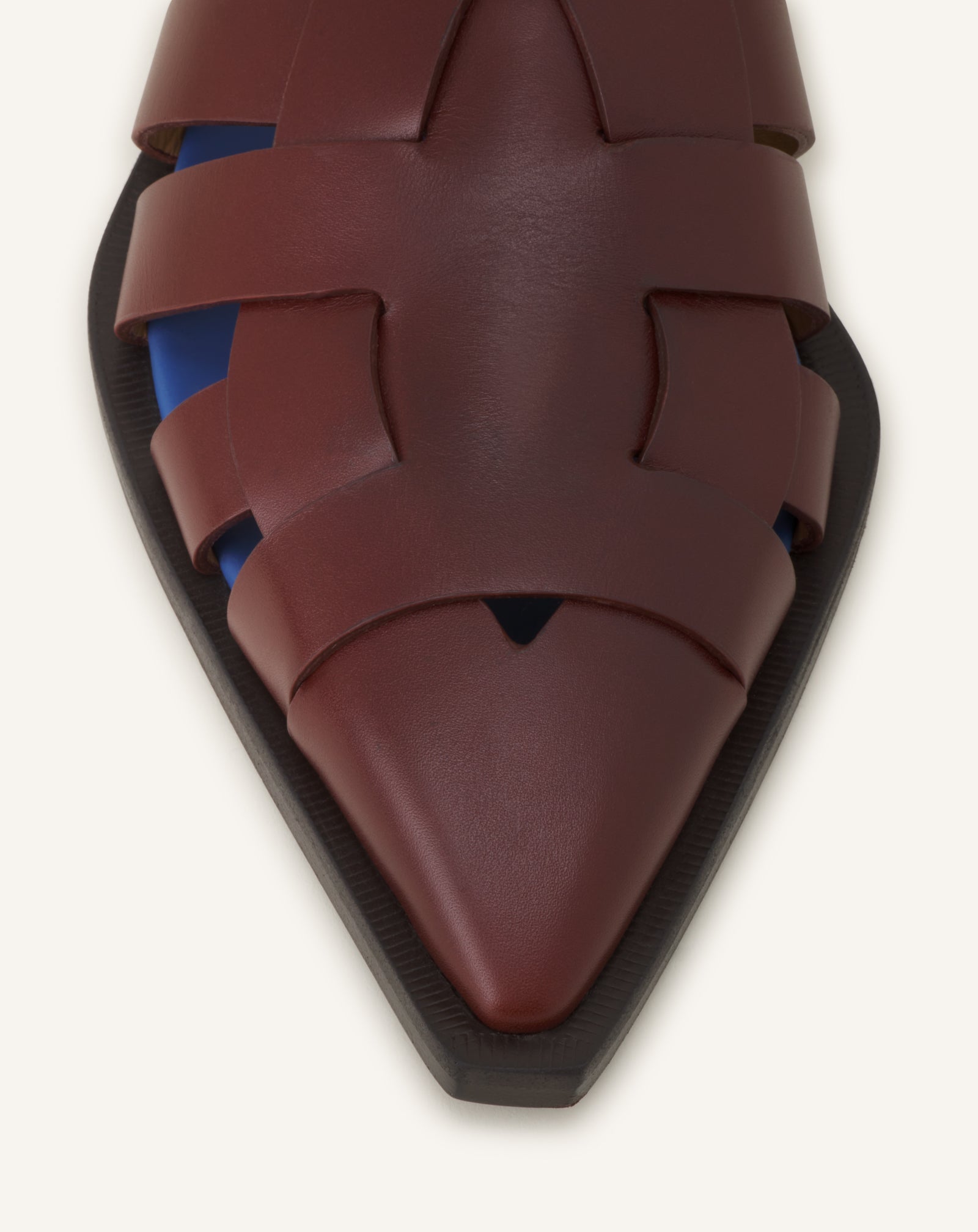 POINTED-TOE LEATHER SANDALS - Image 4