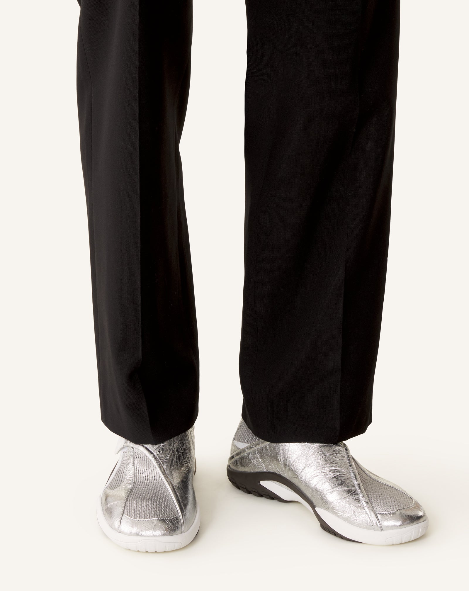LNV1 SNEAKERS IN CRINKLED METALLIC LEATHER - Image 8