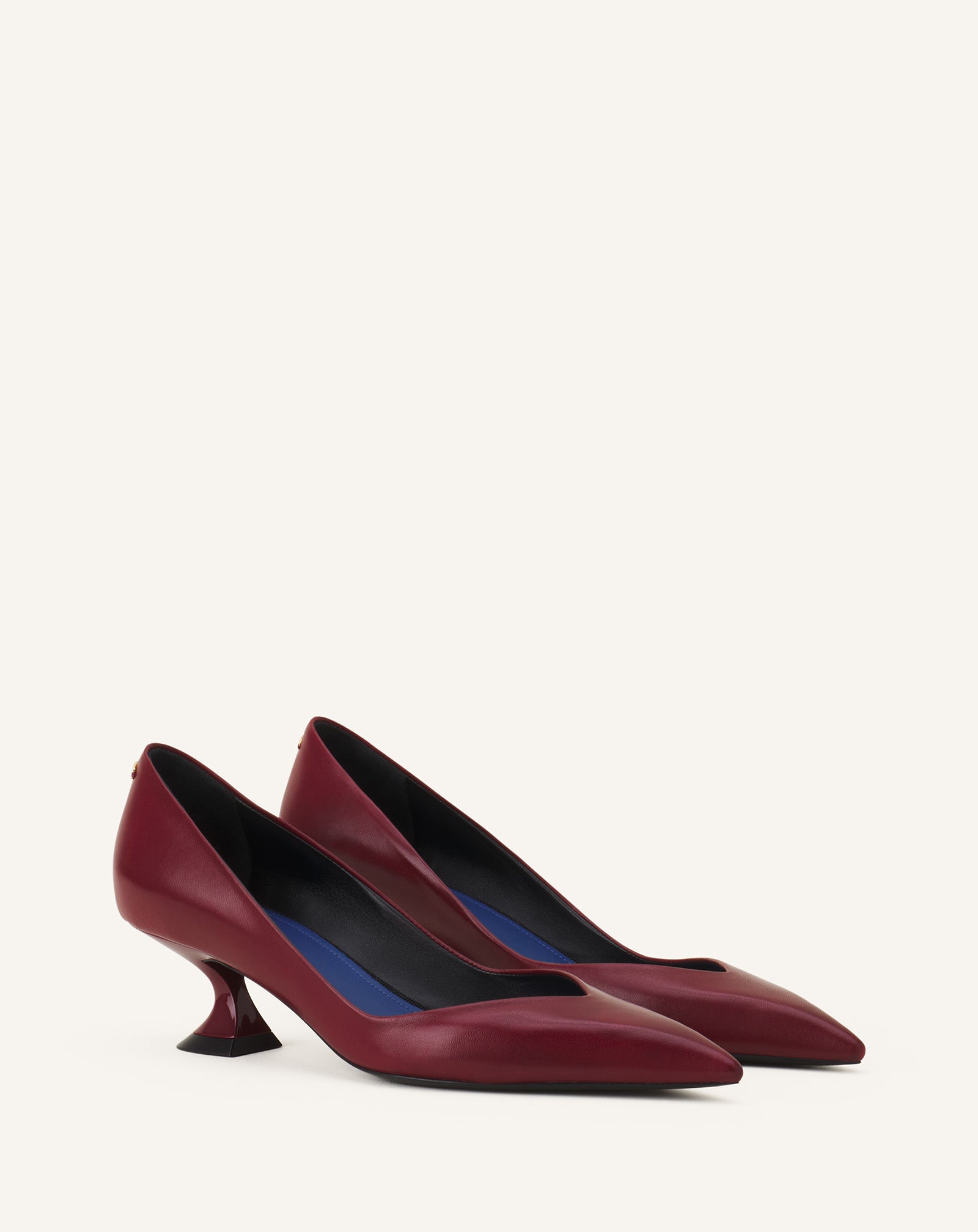 MIDNIGHT STEP PUMP IN LEATHER - Image 2