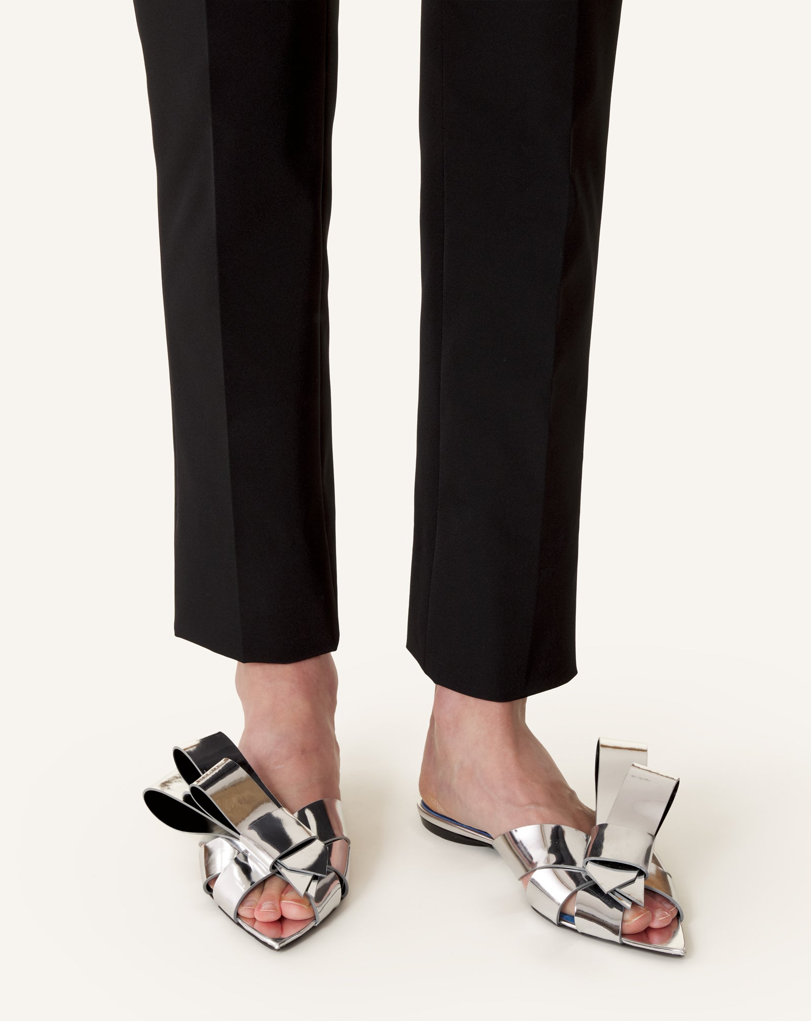 CADEAU FLAT MULE IN METALLIC LEATHER - Image 7