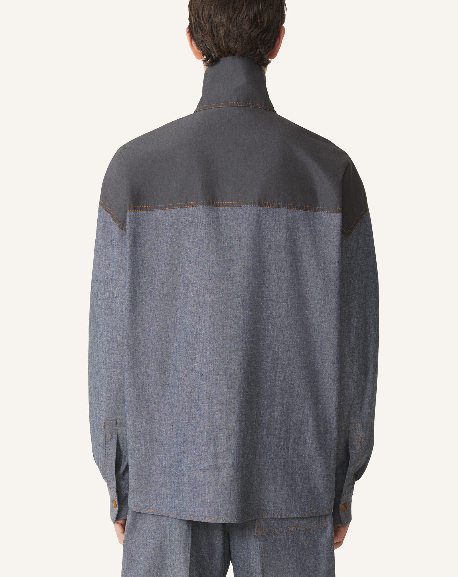 HIGH ZIP-NECK CHAMBRAY TOP - Image 4