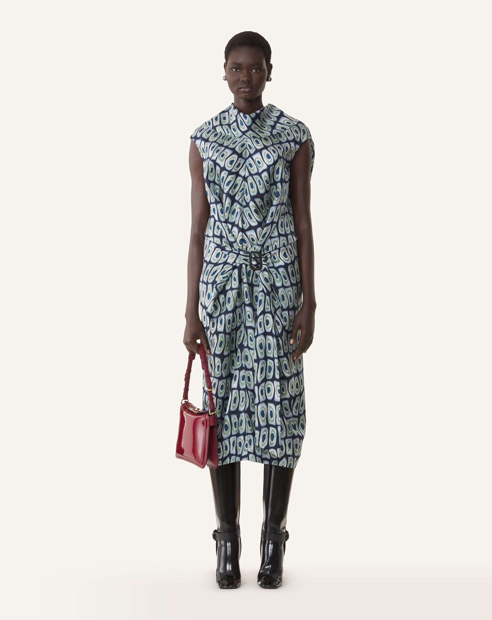 PRINTED CAPE DRESS IN SILK - Image 2
