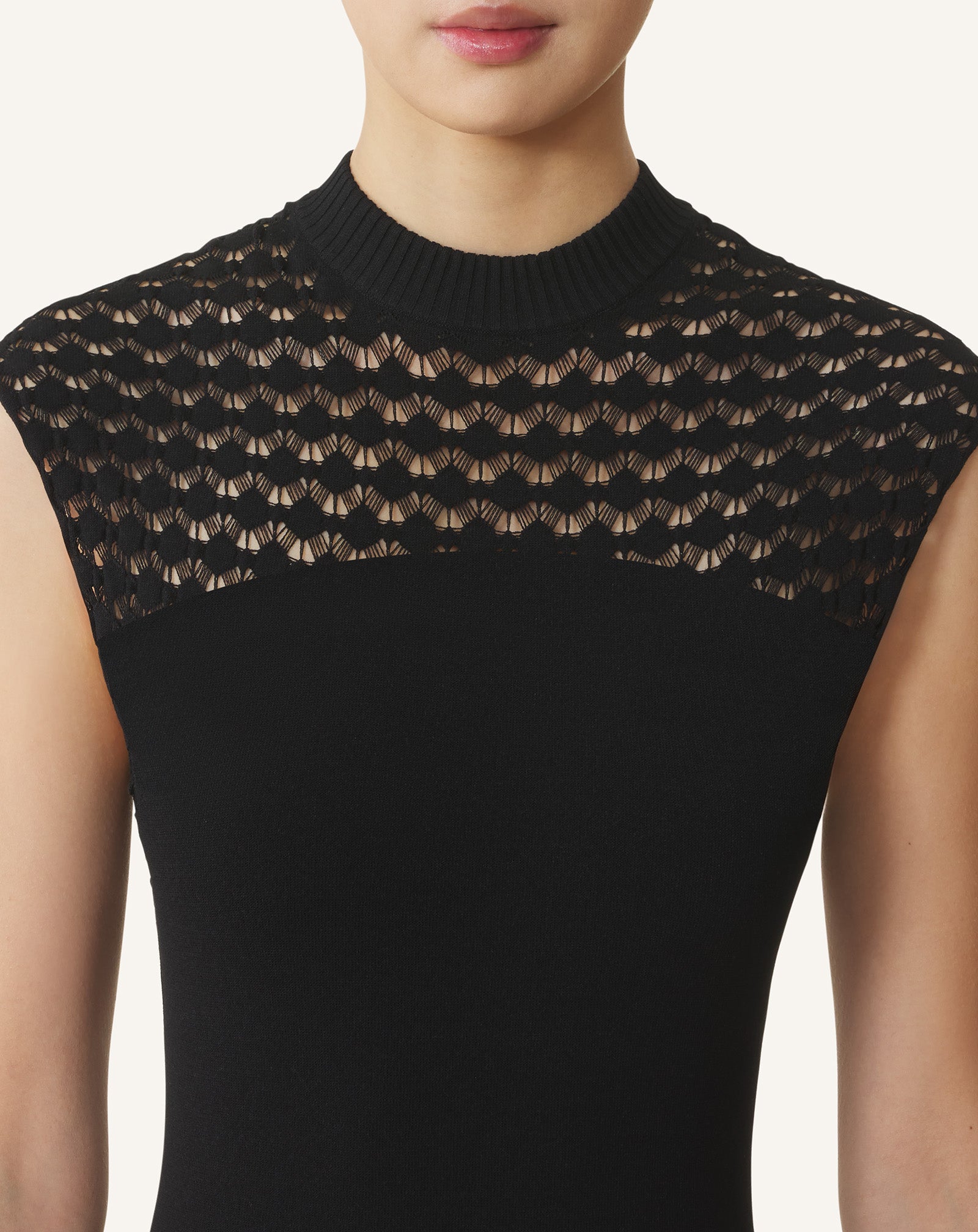 LACE DETAIL DRESS IN VISCOSE - Image 5