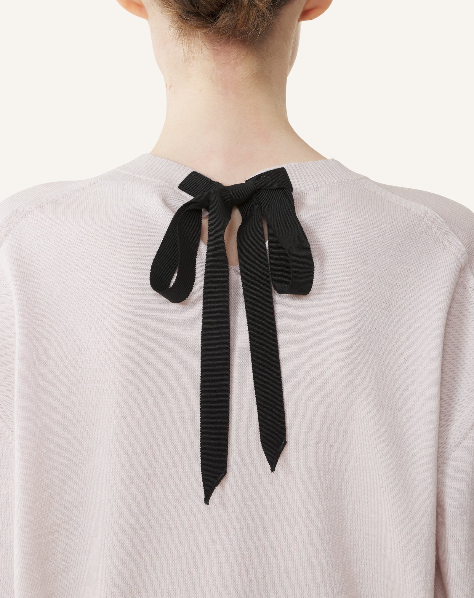 V-NECK MERINO SWEATER WITH GROSGRAIN DETAIL - Image 5